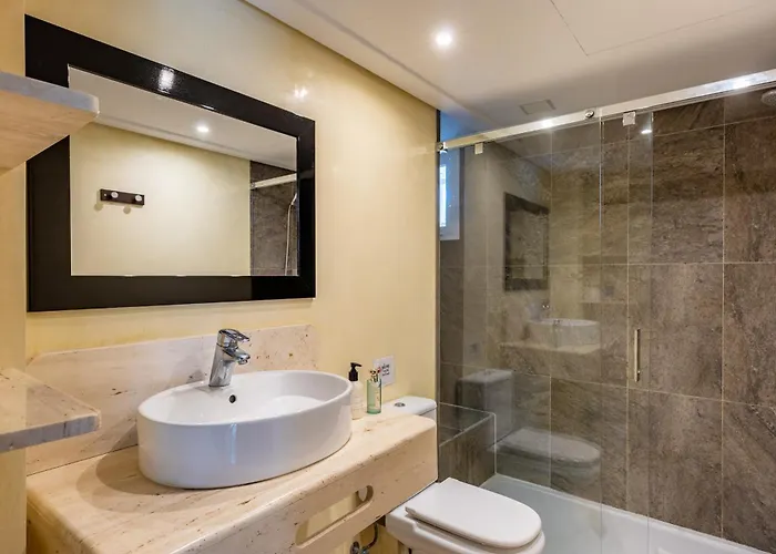 Pedro, Llenaire * بورت دي بوينسا