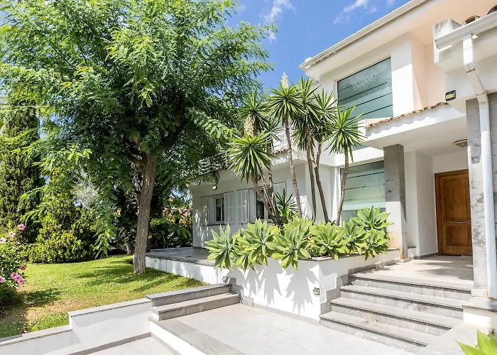 Pedro, Llenaire 포엔샤 항구