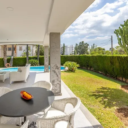 Hébergement de vacances Pedro, Llenaire