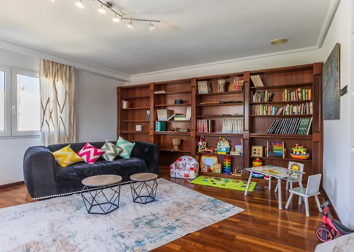 Pedro, Llenaire Tatil Evi *