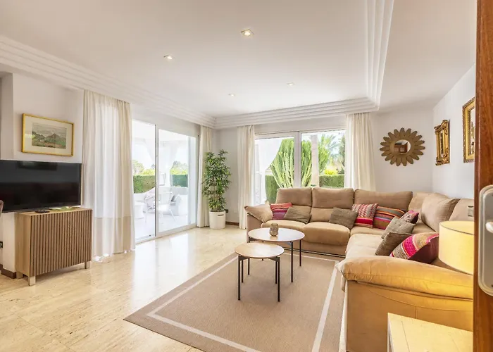 Pedro, Llenaire Tatil Evi *