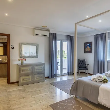 Pedro, Llenaire * 波连萨港